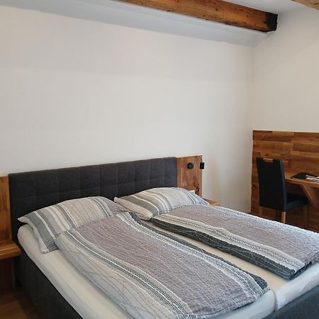 Bed and Breakfast Weingut Thomas Brandl Strass  Exterior foto
